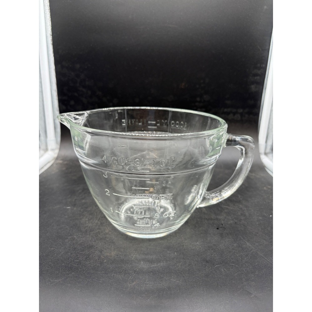 Vintage Anchor Hocking 4 Cup 1 Quart Measuring Pitcher Clear Embossed 1000ml